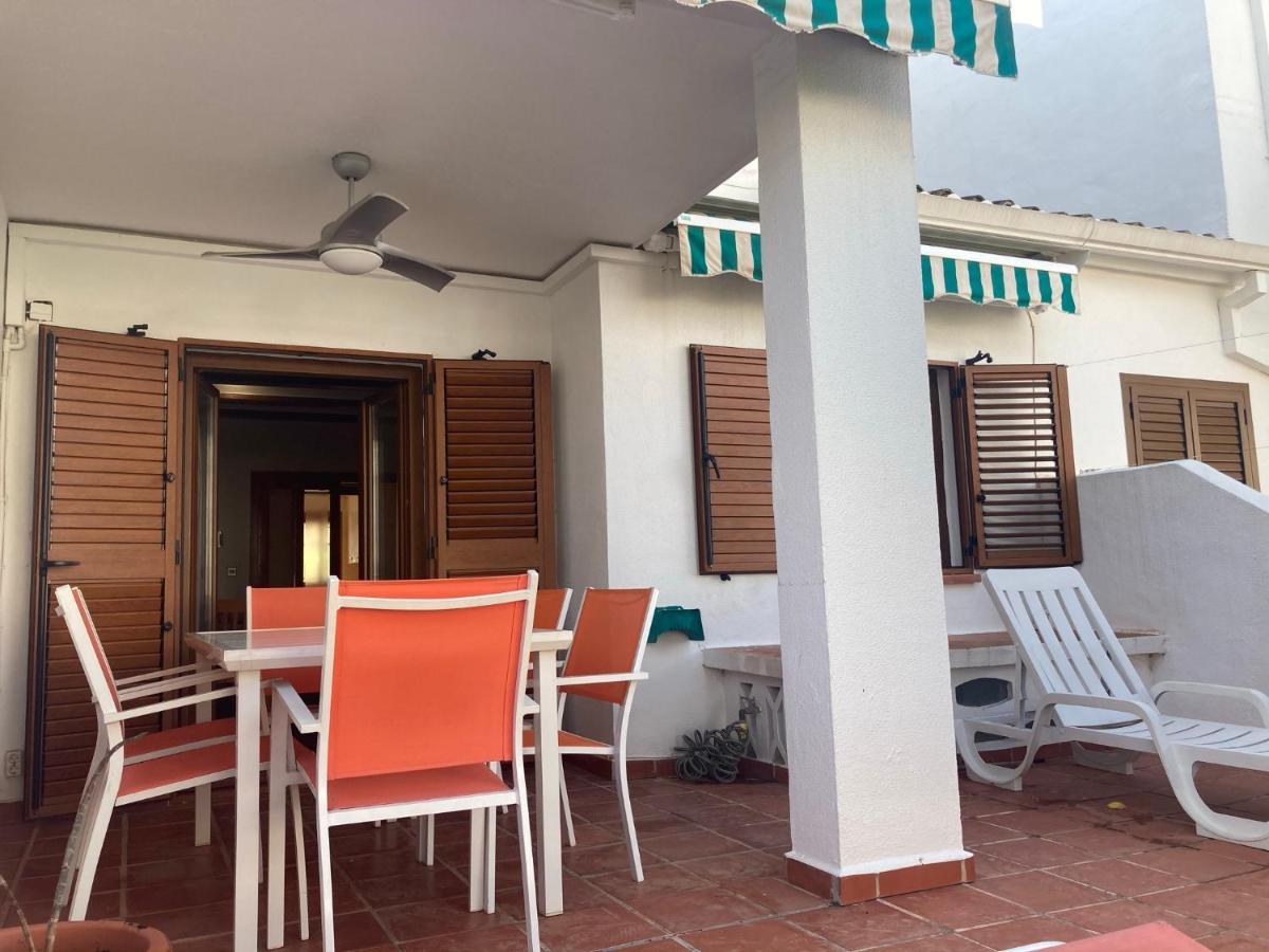 Chalet Adosado En Urbanizacion Con Precioso Jardin Denia Luaran gambar