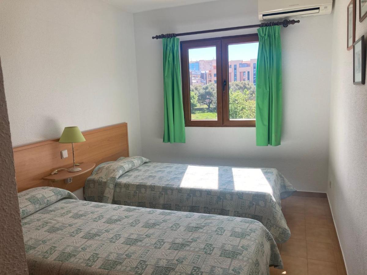 Chalet Adosado En Urbanizacion Con Precioso Jardin Denia Luaran gambar